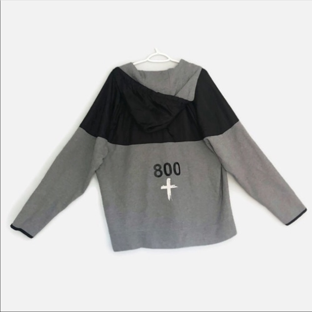 ⭐️4/$25 Old navy active grey/black zip jacket XXL - Picture 3 of 5